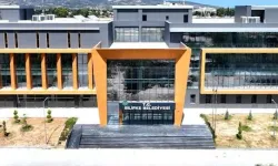 Bir operasyon da Silifke Belediyesi'ne! Başkan Turgut dahil 18 gözaltı