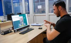 İzmir Büyükşehir'den işitme cihazı desteği