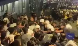 CHP İstanbul önünde tansiyon yükseldi!