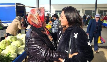 MHP'li Şimşek’e İpsala pazarında büyük ilgi