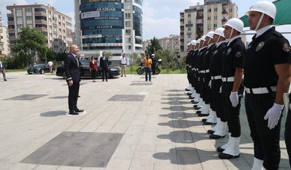 BURSA’NIN YENİ VALİSİ MAHMUT DEMİRTAŞ’TAN BEKLENTİLERİM
