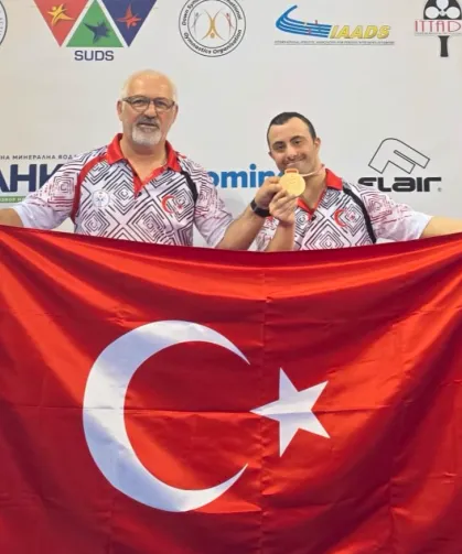 İzmirli sporcudan tarihi başarı