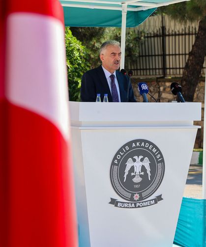 BURSA VALİSİ EROL AYYILDIZ: TÜRK POLİS TEŞKİLATI'NA 475 YENİ KAHRAMAN KATILDI