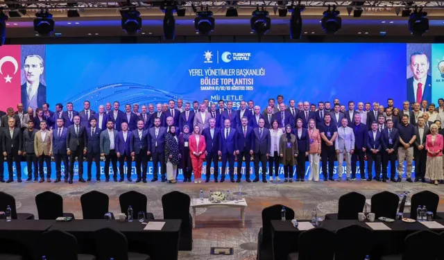 Sakarya yerel yönetimler zirvesine ev sahipliği yaptı