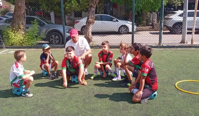Bostanlıspor’un minik futbolcuları iş başı yaptı