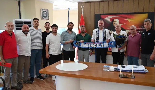 Bursa Karacabey'de Akıncılar Taraftar Grubu’ndan nezaket
