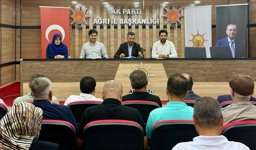 AK Parti Ağrı'da kentin güncel yatırımları görüşüldü