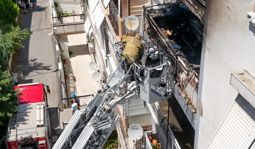 İzmir Karabağlar'daki yangında 6 kişi güvenle tahliye edildi