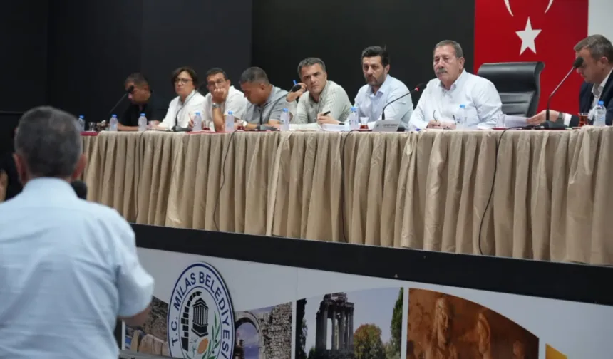 Muğla Milas'ta Başkan Topuz muhtarları dinledi