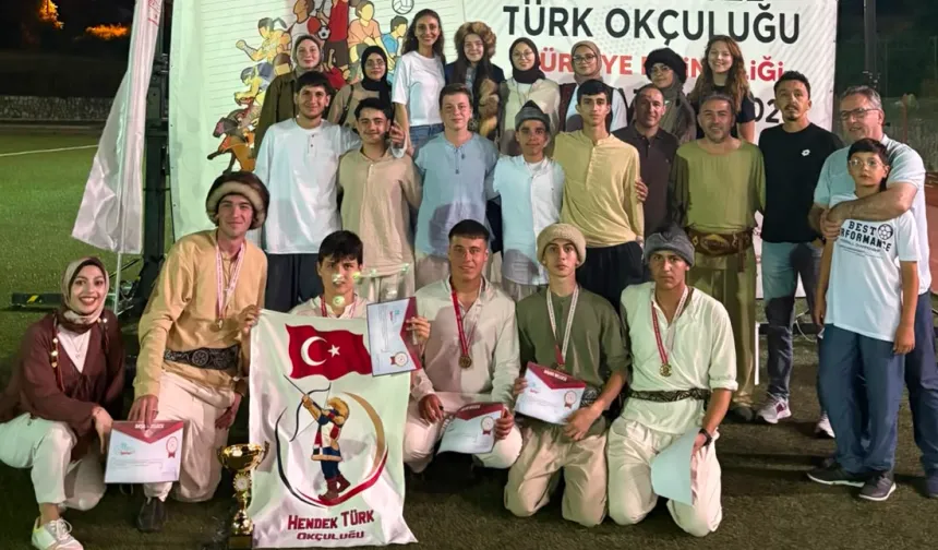Sakarya'da Hendek Anadolu İHL Türkiye Şampiyonu oldu