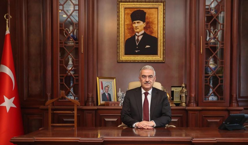 BURSA VALİSİ EROL AYYILDIZ'DAN BABALAR GÜNÜ'NDE ANLAMLI ÇAĞRI