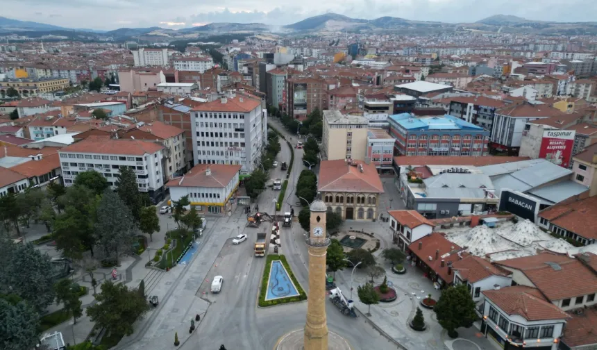 Çorum'da Gazi Caddesi'nde altyapı çalışmaları tamamlandı