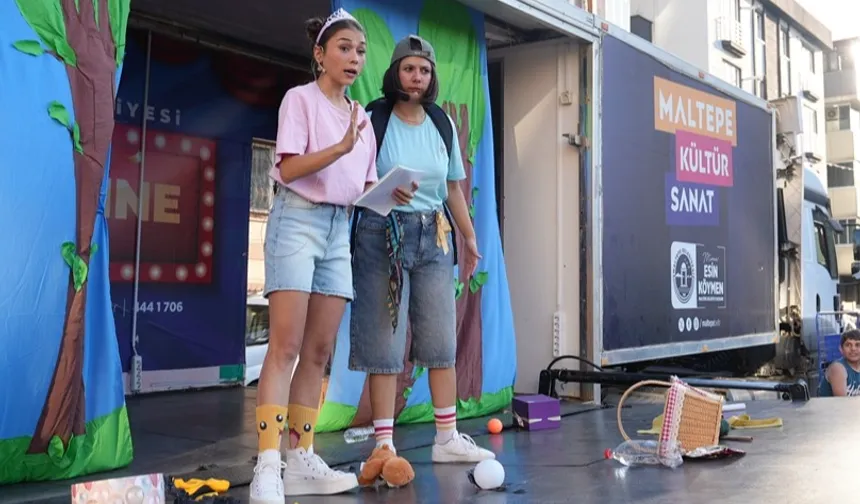 İstanbul Maltepe'de çocuklar 'Çöp ve Hazine' ile hem eğlendi hem öğrendi