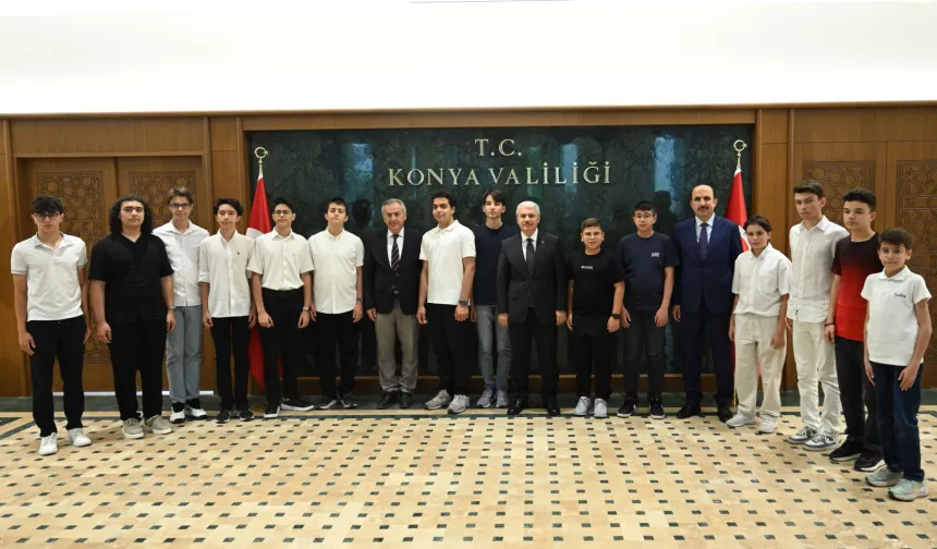 Konya'da Vali Akın ve Başkan Altay şampiyonlarla buluştu